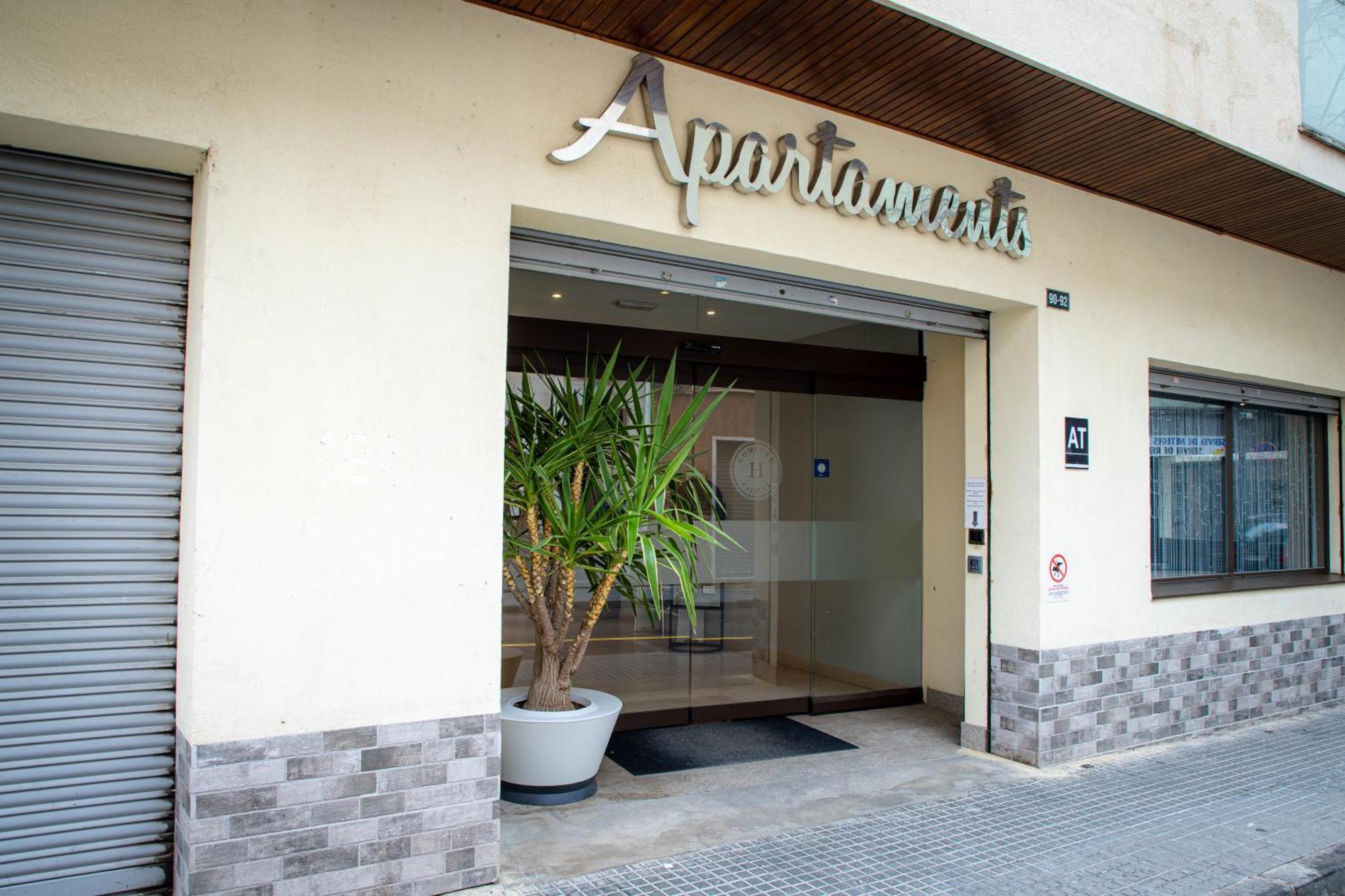 Apartamentos Comfort Calella Ngoại thất bức ảnh
