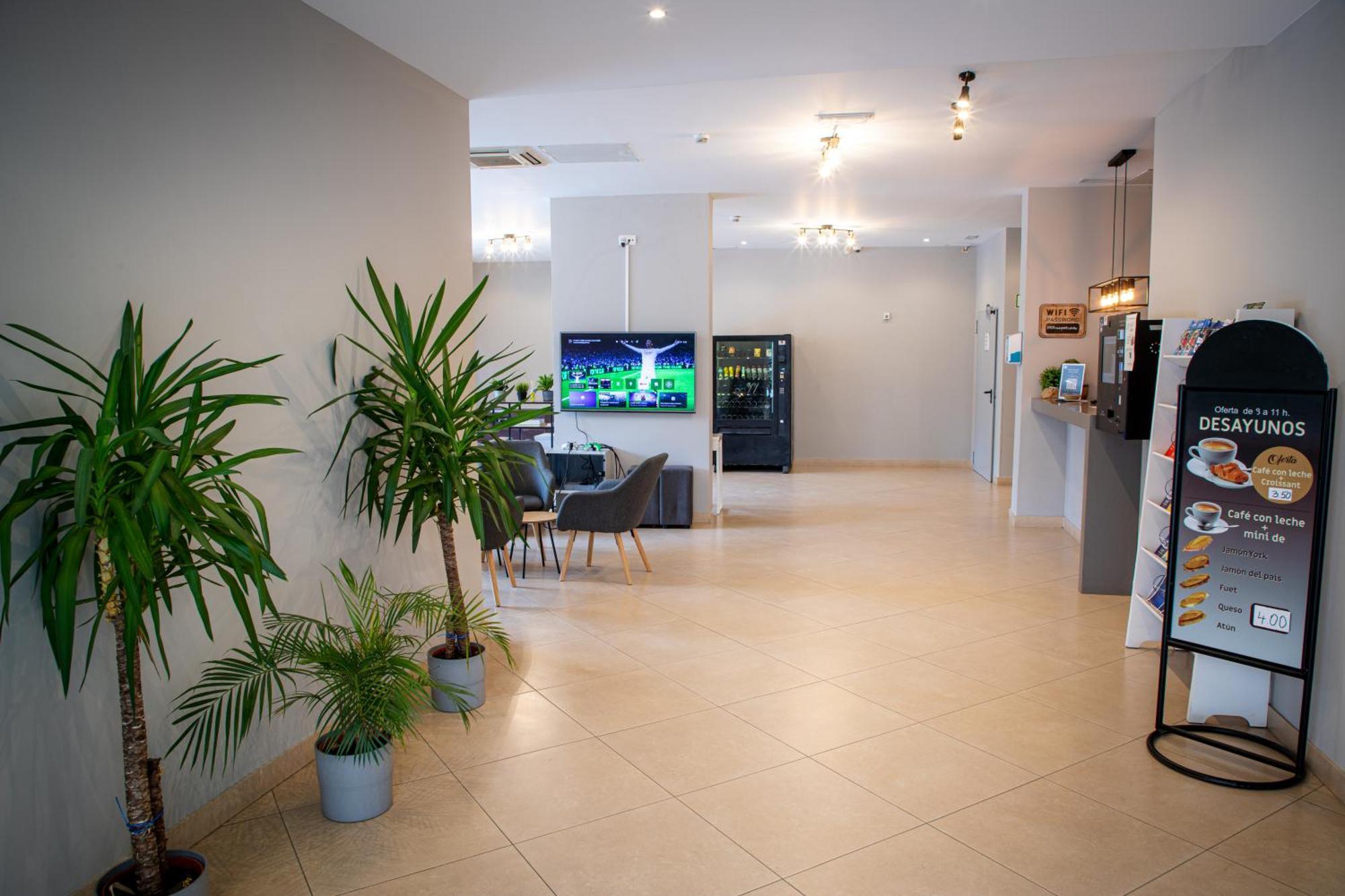 Apartamentos Comfort Calella Ngoại thất bức ảnh