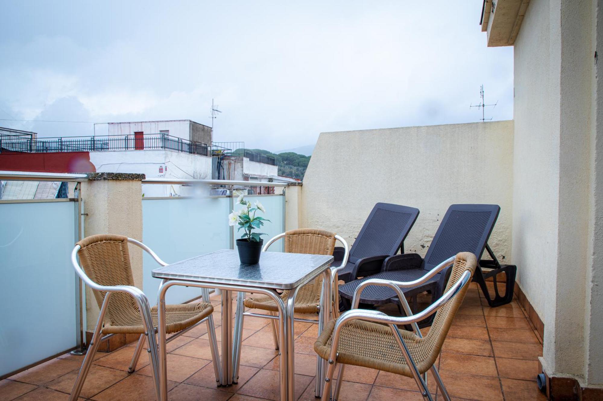Apartamentos Comfort Calella Ngoại thất bức ảnh