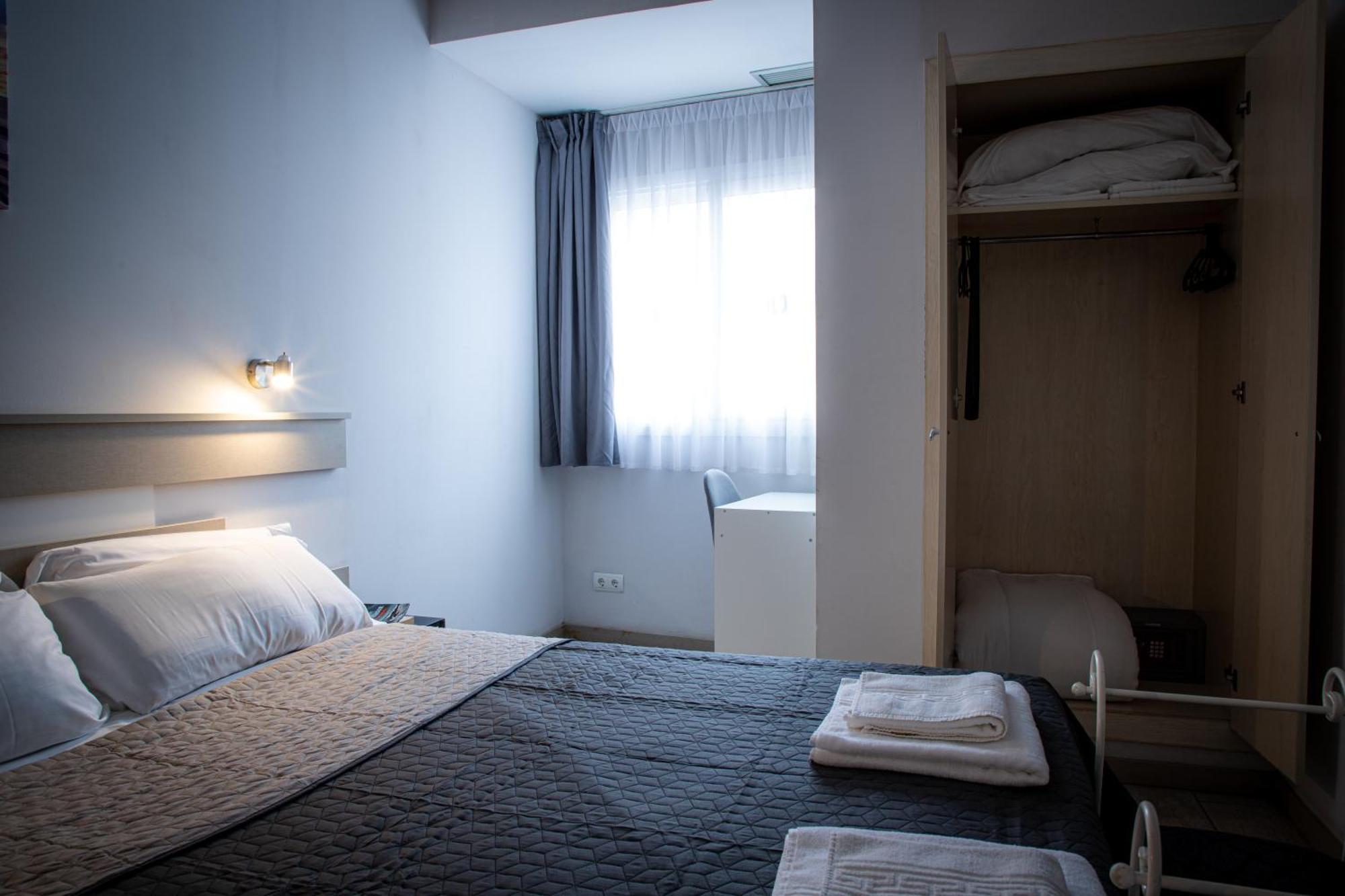 Apartamentos Comfort Calella Ngoại thất bức ảnh