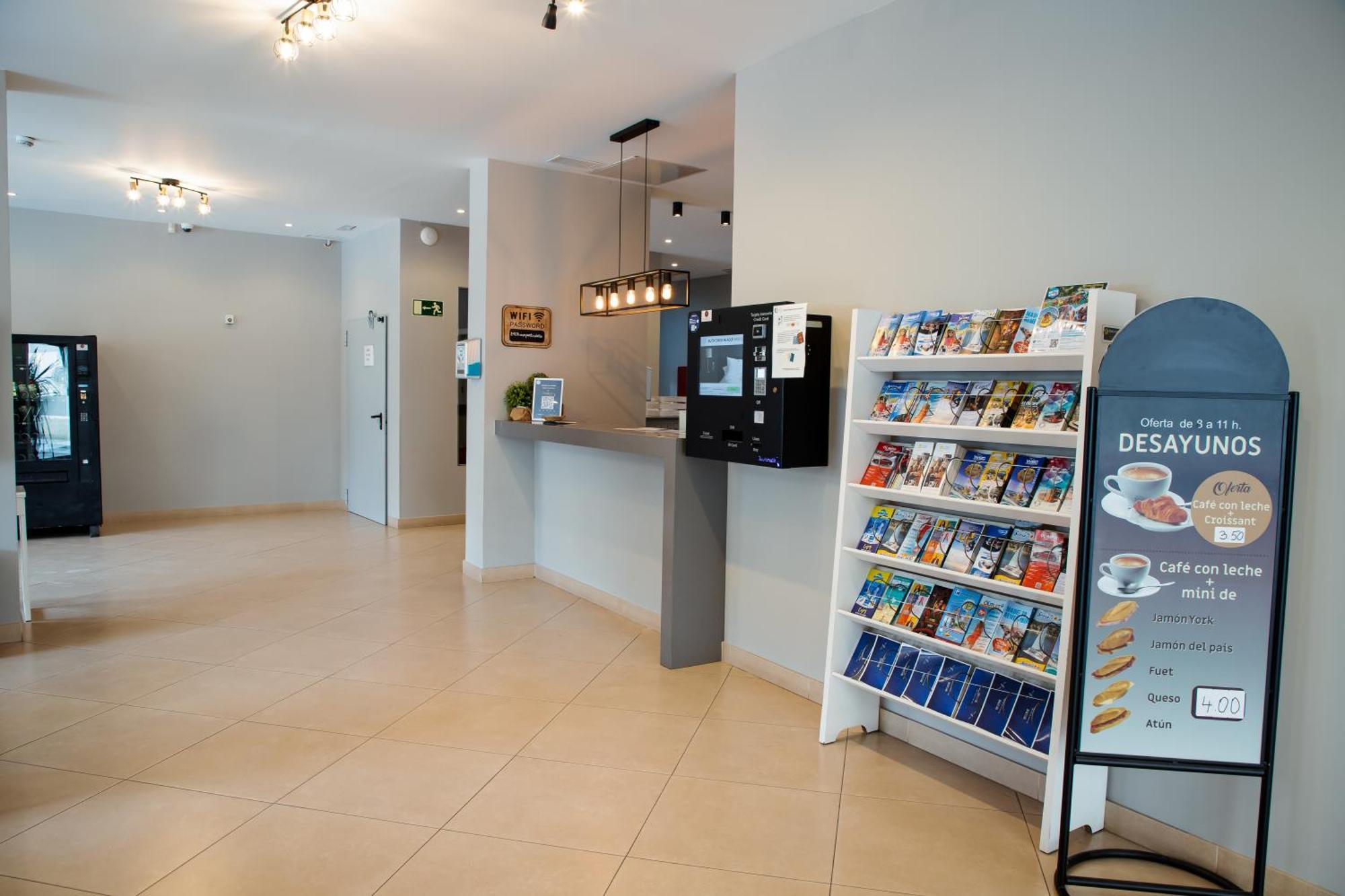 Apartamentos Comfort Calella Ngoại thất bức ảnh