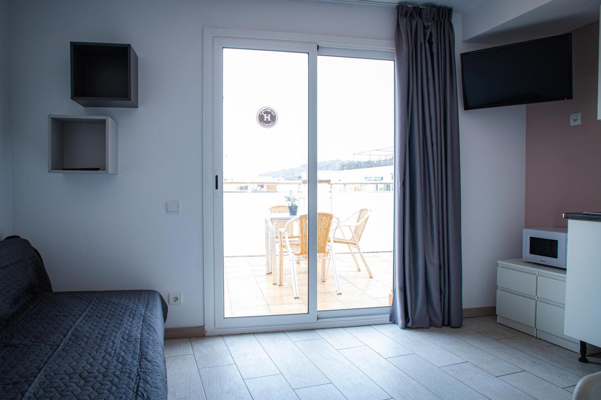 Apartamentos Comfort Calella Ngoại thất bức ảnh