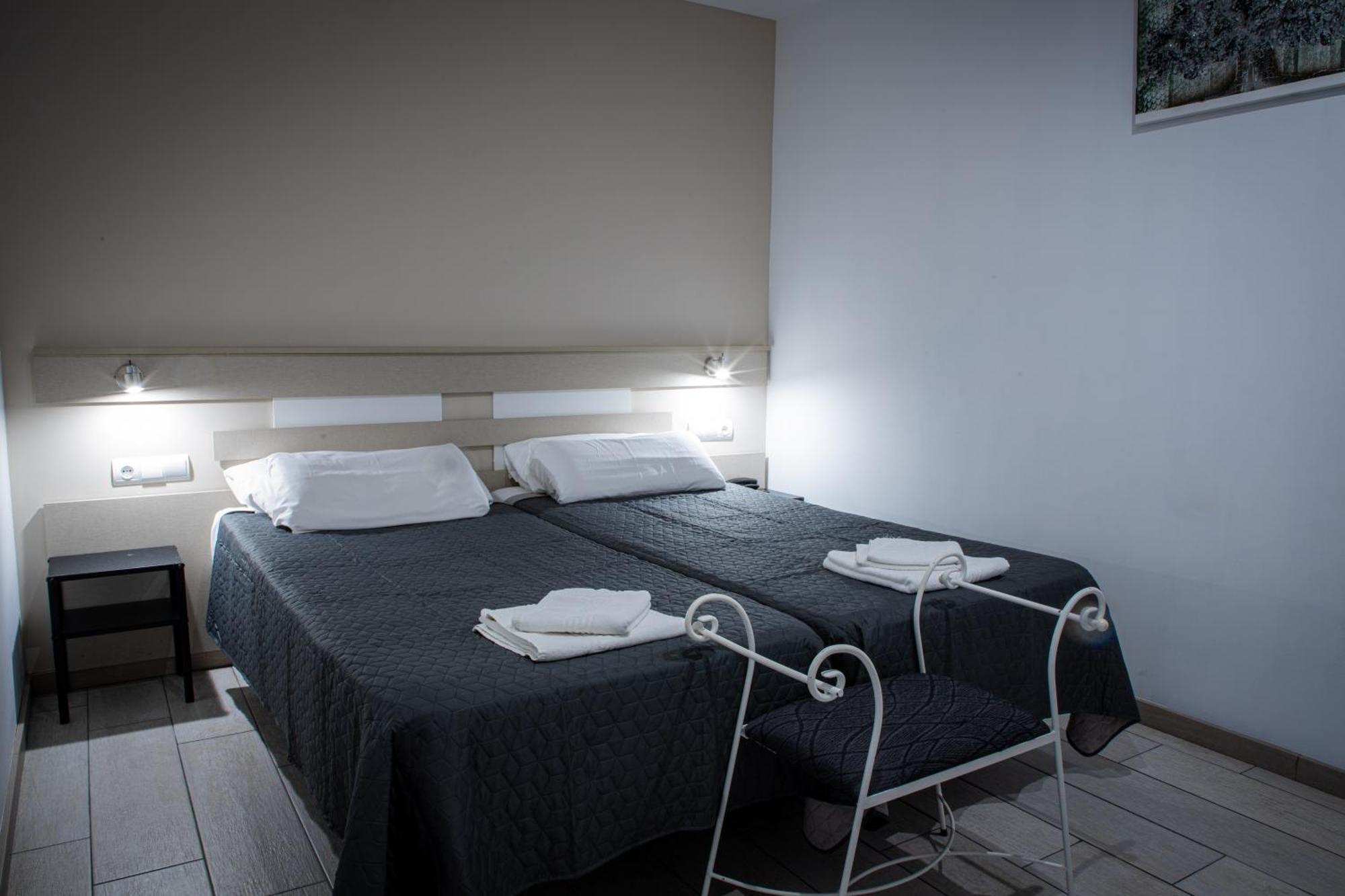 Apartamentos Comfort Calella Ngoại thất bức ảnh