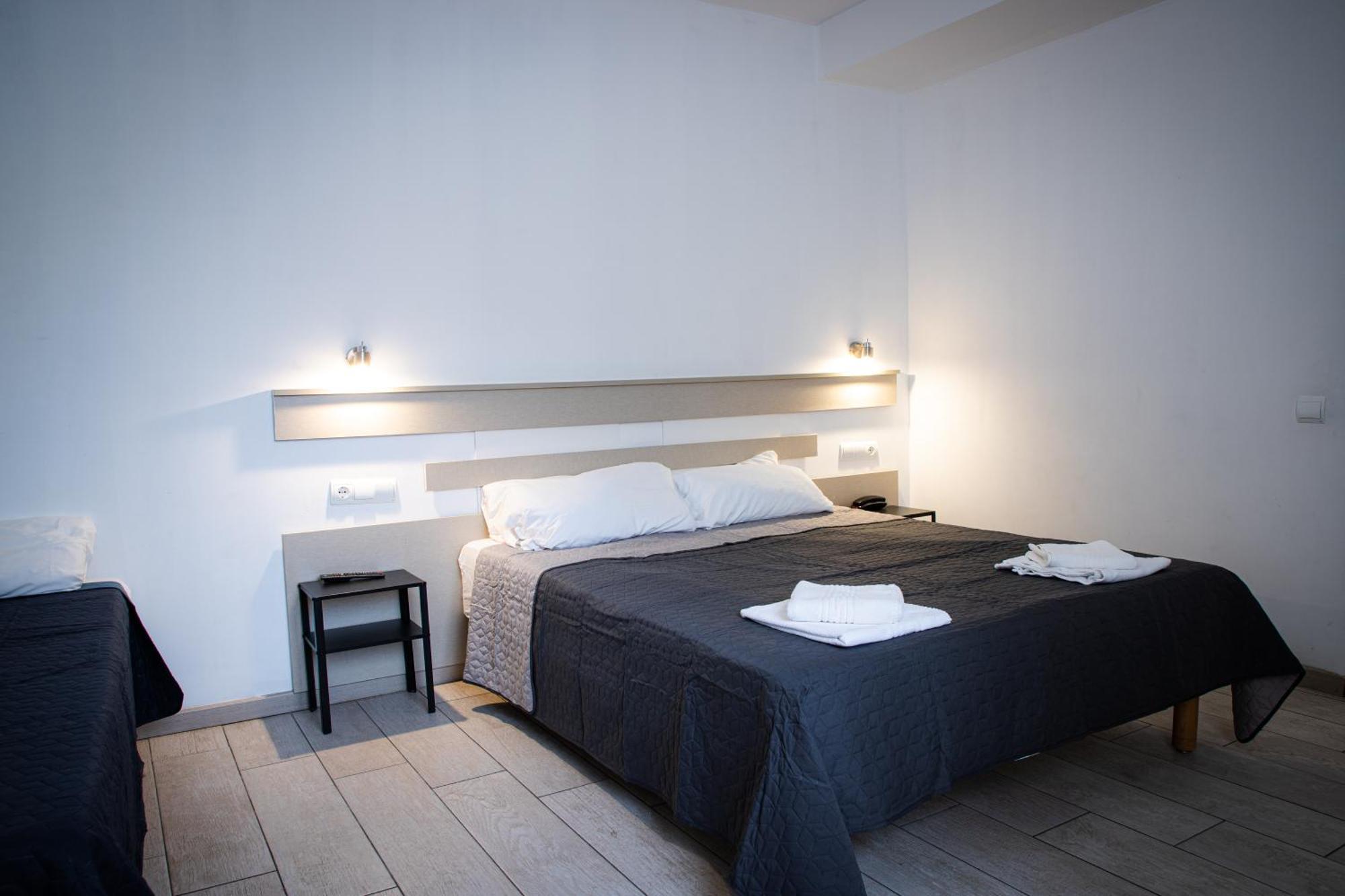 Apartamentos Comfort Calella Ngoại thất bức ảnh