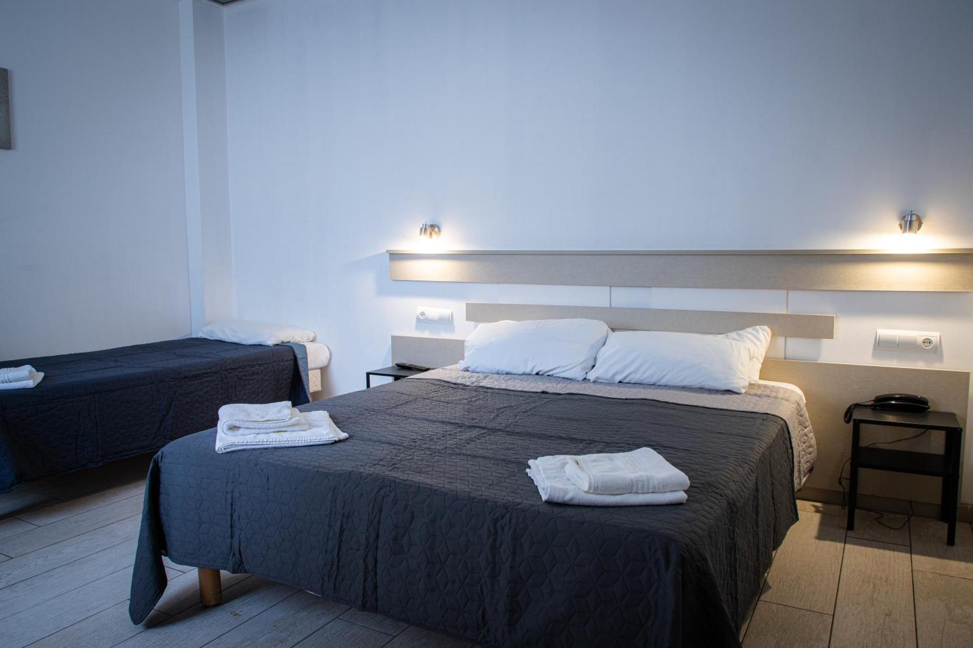 Apartamentos Comfort Calella Ngoại thất bức ảnh